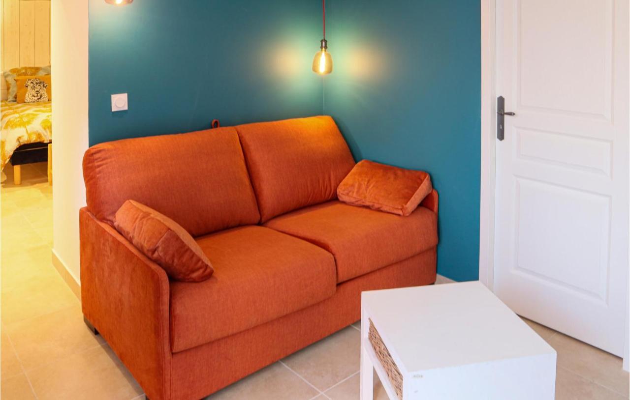 Gorgeous Apartment In Villes Sur Auzon With Wifi Extérieur photo